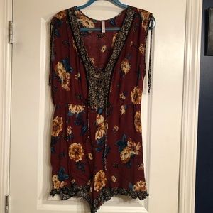 Floral Lace-Up Romper